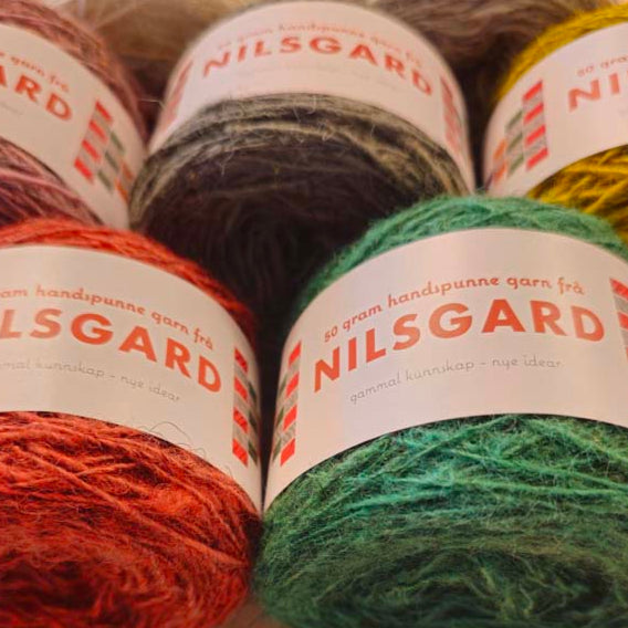 Eintråda handspunne garn "KARIN"